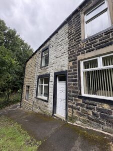 88 Clayton St Colne